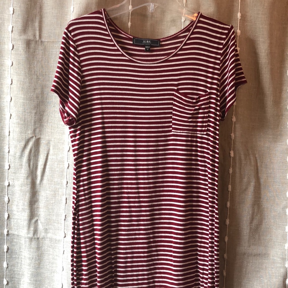 Burgundy striped dress🛍